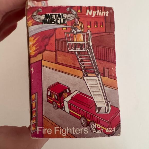 Vintage Metal Muscle By Nylint Red Firetruck Firefighters #424 Steel Tough - Picture 2 of 7